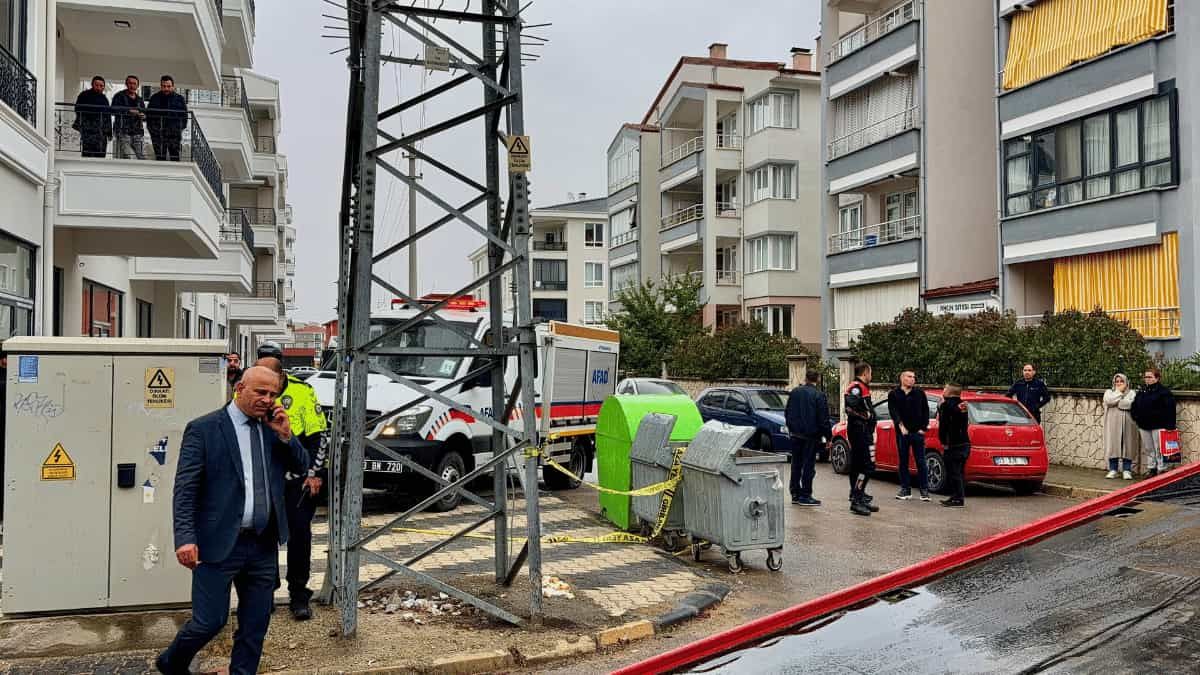 Minibüslerin Çarpıştığı Kazada 16 Kişi Yaralandı