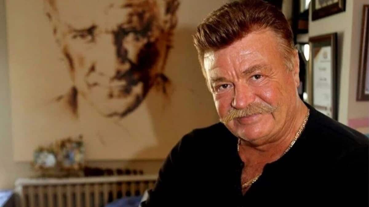 Nuri Alço (1)
