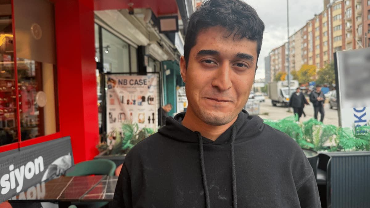 Sütlaca Kadar Yediler Bin 950 Tl Hesabı Ödemeyip Çitten Atlayarak Kaçtılar