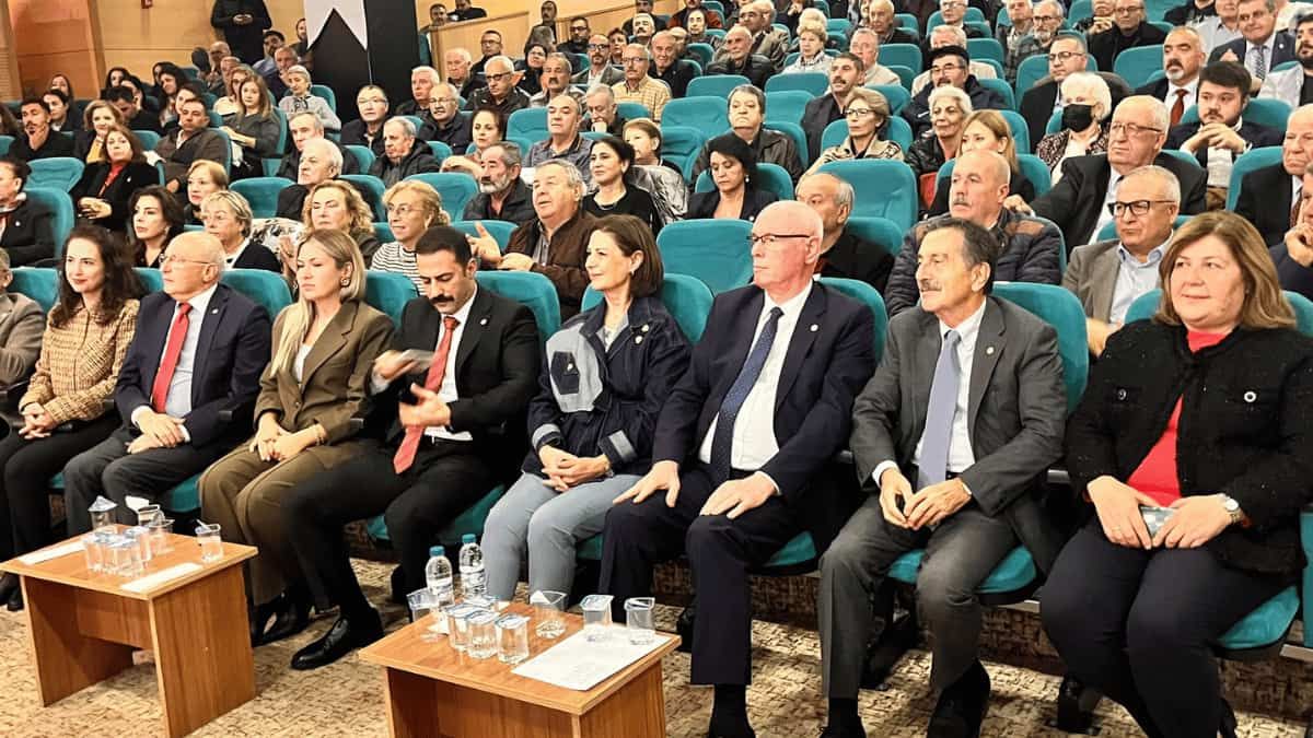 Yeni̇ Parti Eskişehir Ön Seçimli İl Kongresi Başladı